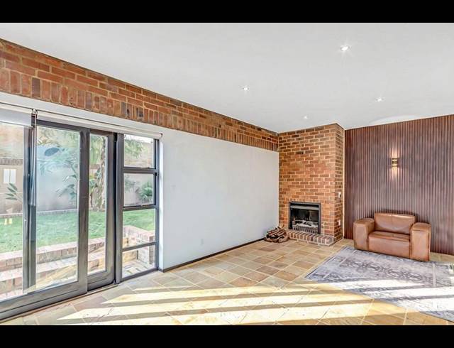 6 BEDROOM PROPERTY TO RENT IN DAINFERN VALLEY ESTATE